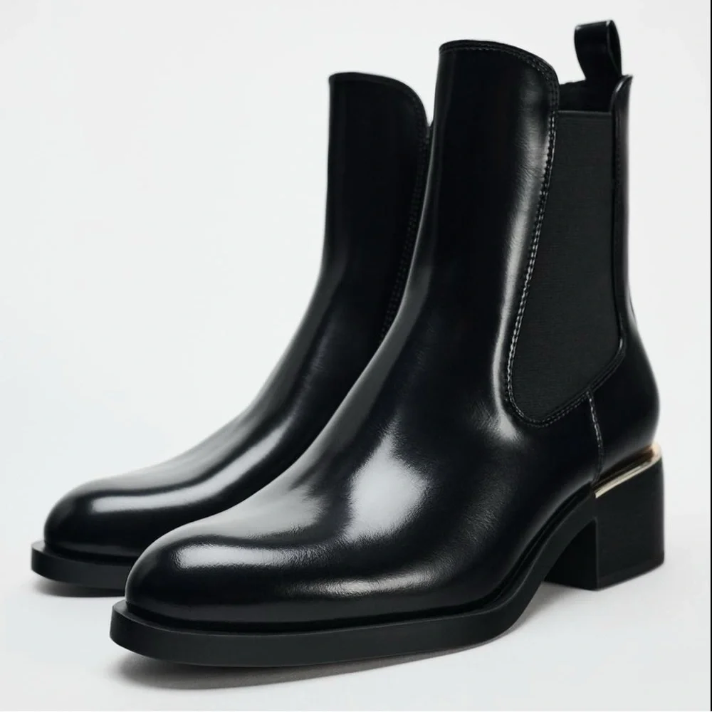 Zara NWT metal plate ankle boot black 2150/411